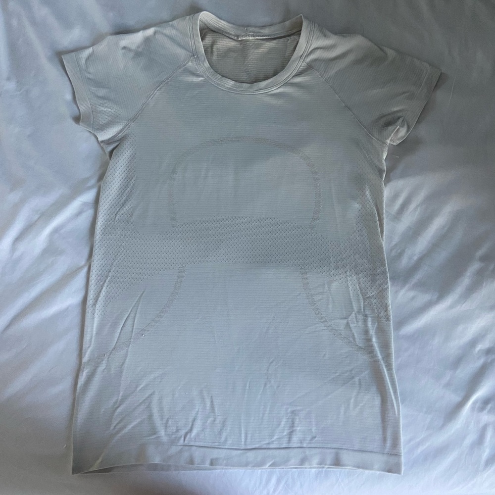 LULULEMON Short Sleeve Swiftly